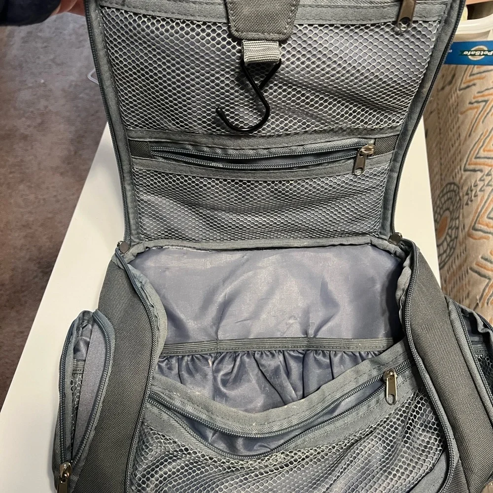 Hanging Toiletry Travel Case